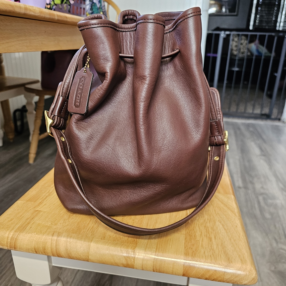 Coach 9165